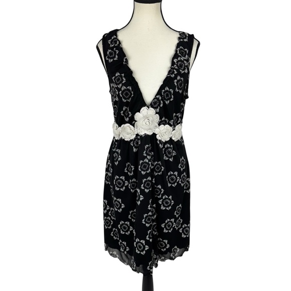 New Directions Sheath Dress L Black Elegant Floral Rosette Plunge Evening Party - Picture 2 of 10